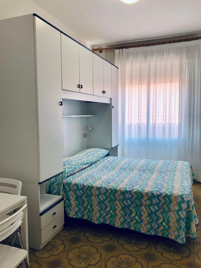 Albergo Elena Garni Caorle Eksteriør bilde